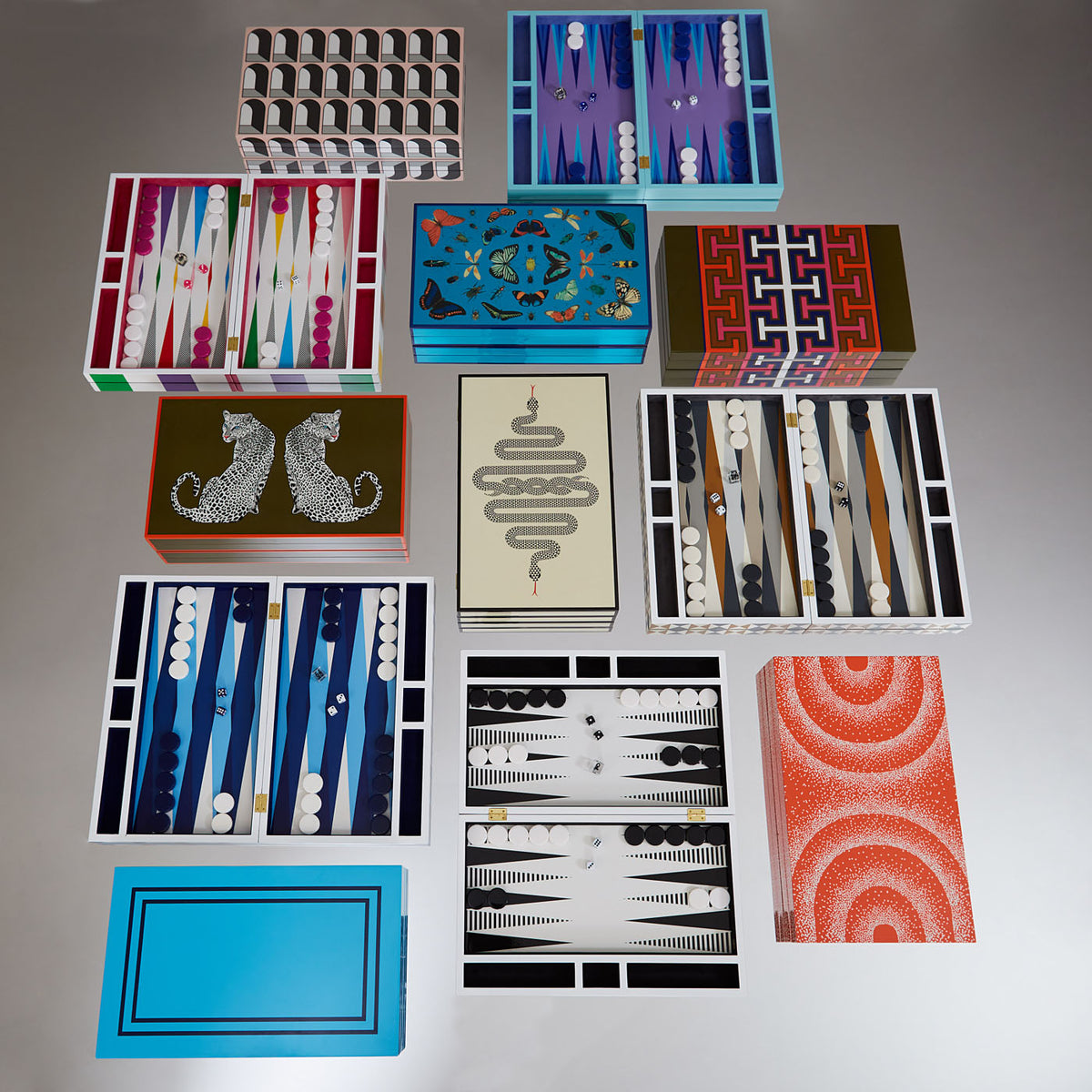 Leopard Backgammon Set - opened view 1