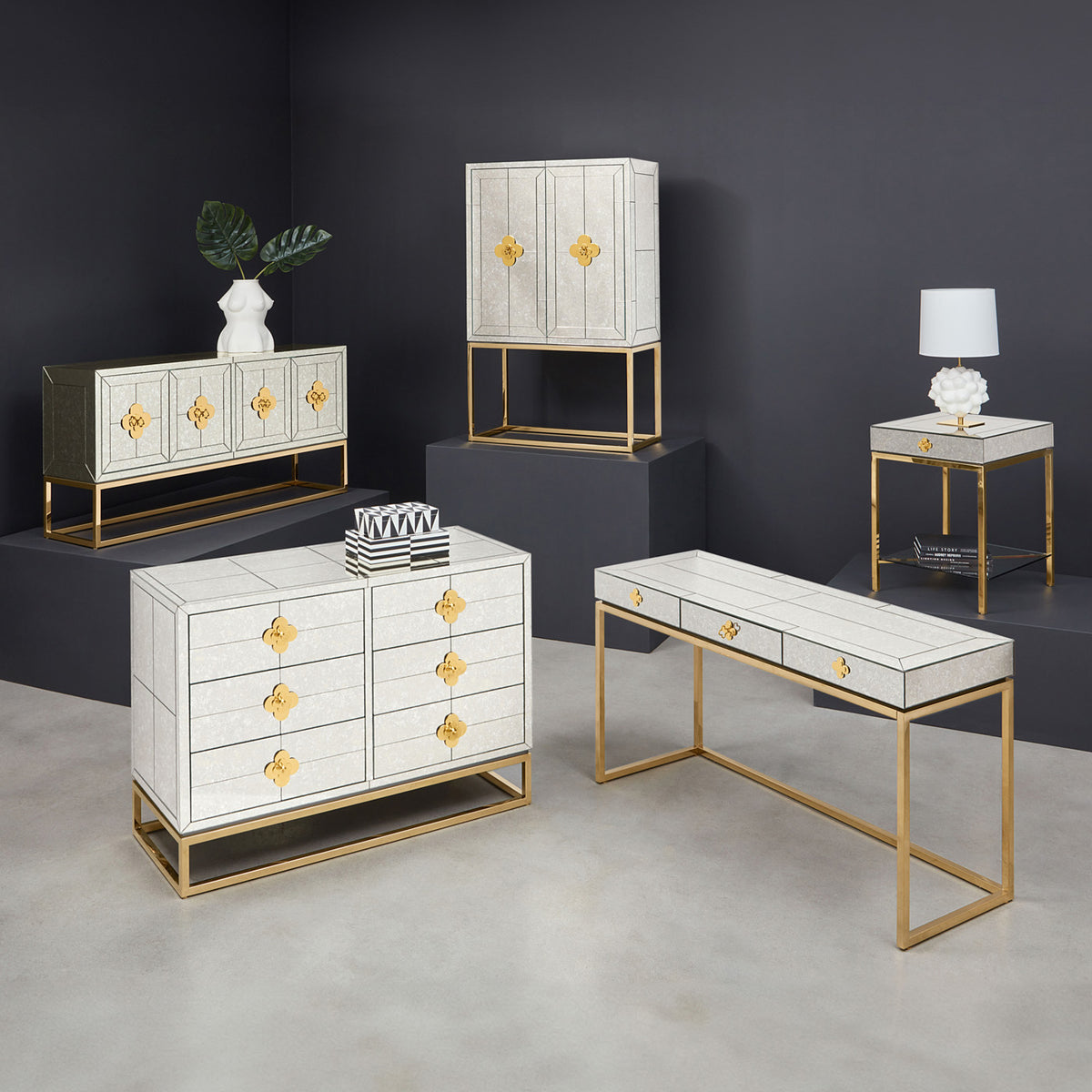 delphine credenza caracas two-light table lamp vignette - styled view