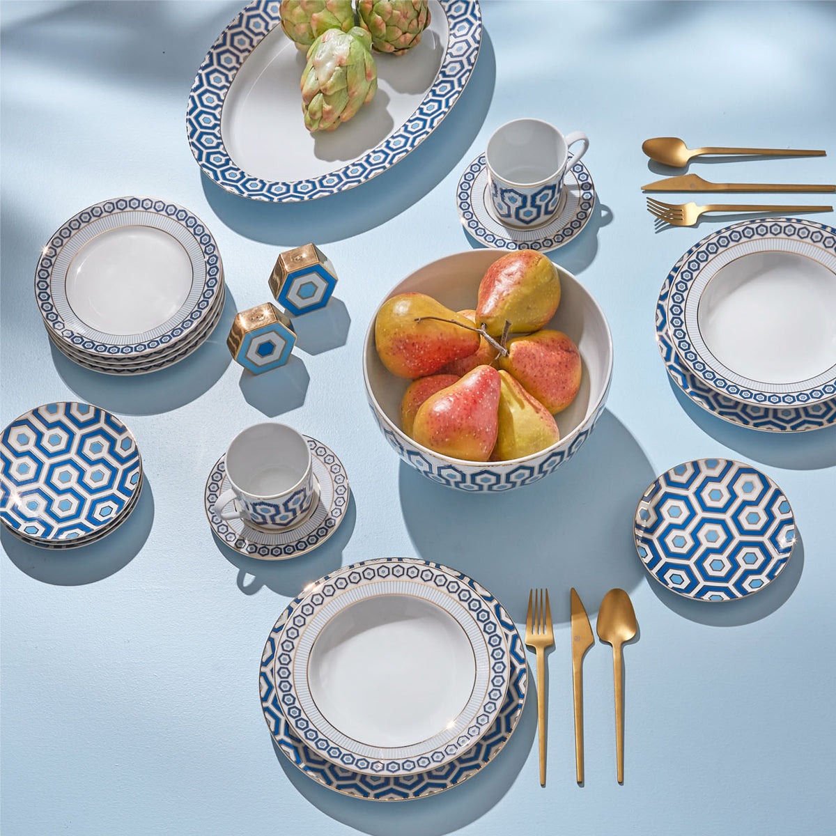 newport dinnerware collection - styled view