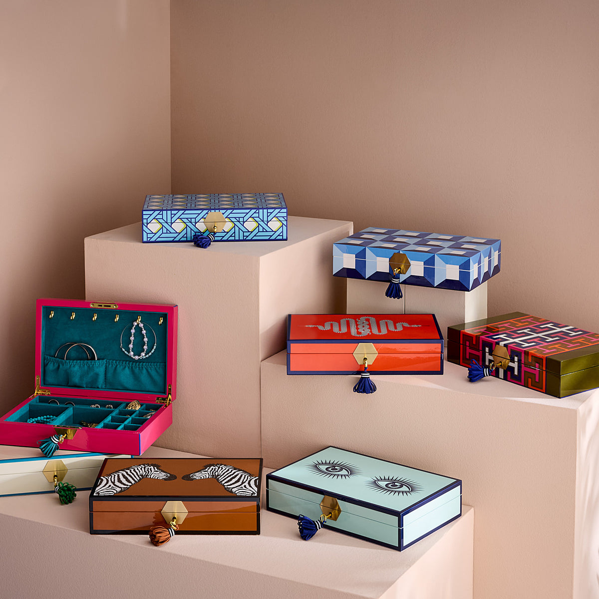 Basketweave Lacquer Jewelry Box - collection view