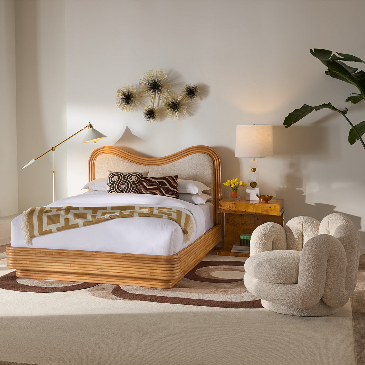 Brass Frog Bowl with Riviera Bed