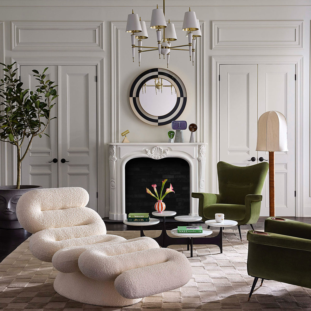 Serpentine Chaise with Cobalt Vase