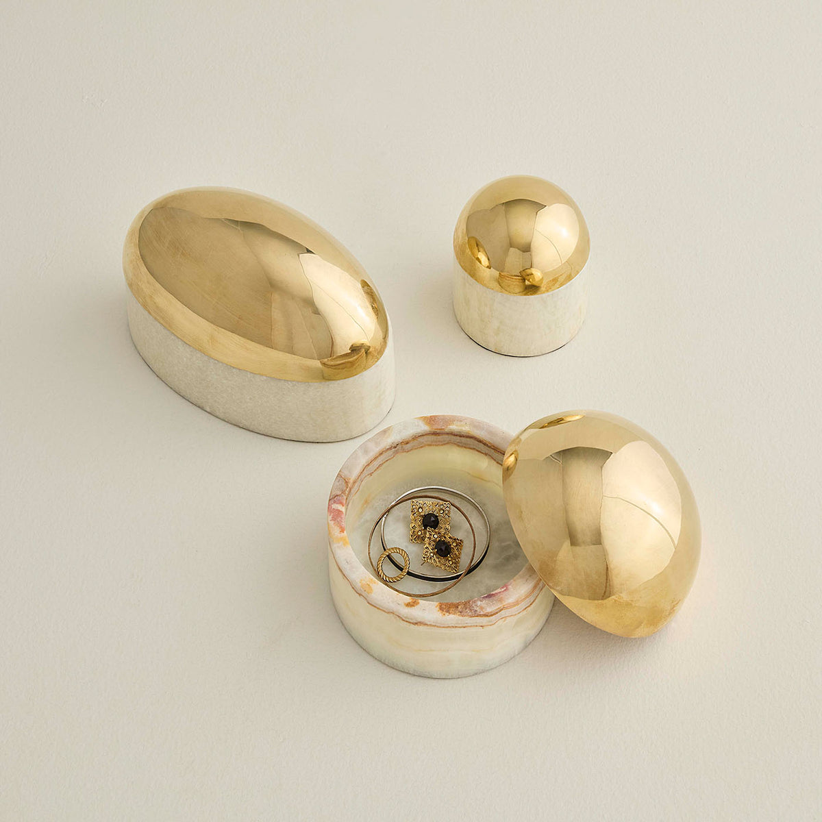 Globo Onyx Boxes opened