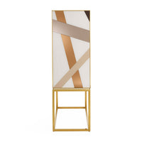 Chambeige Bar - side view