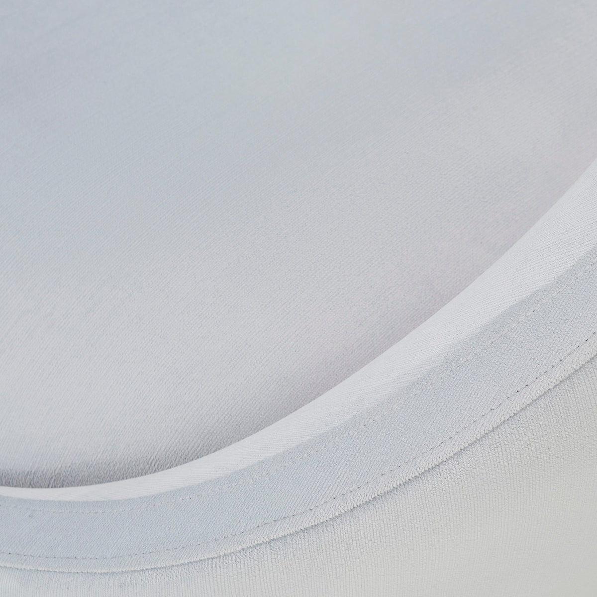 ether apartment sofa bergamo ice velvet - detail view