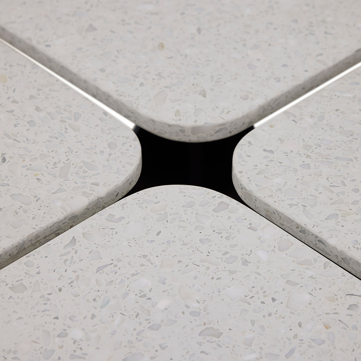 milano quaterfoil up close